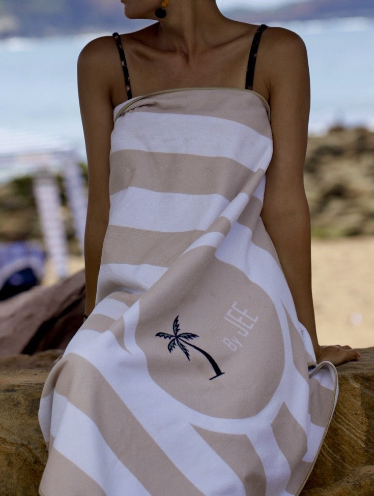 Palm Beach Towel with Carry case