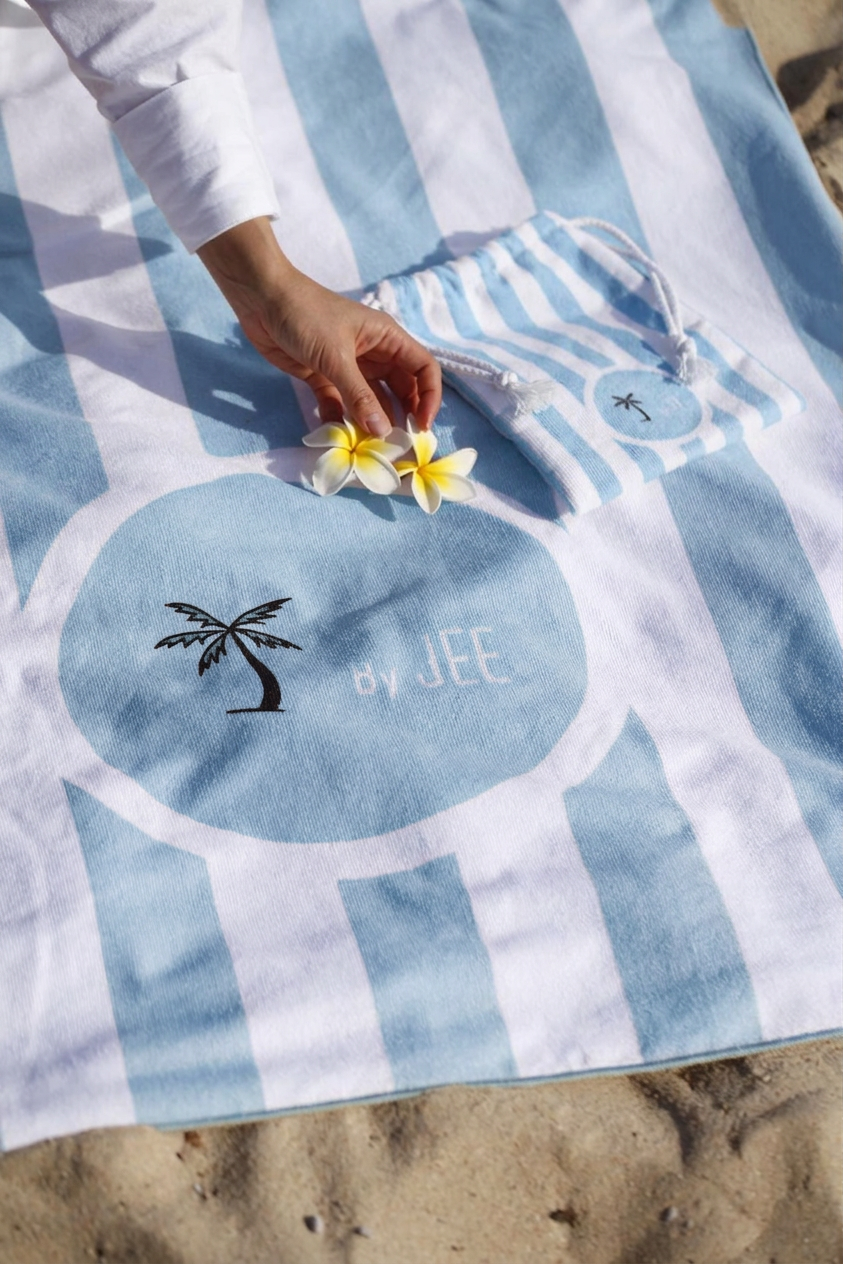 Palm Beach Towel with Carry case